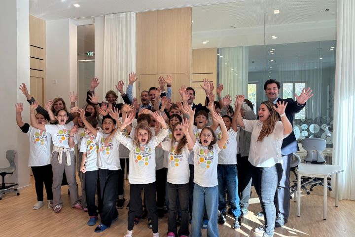 Ministerbesuch in Bludenz: Schule mit Signalwirkung